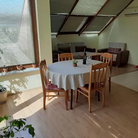 Guest house Къща Старият Кестен Nesebar